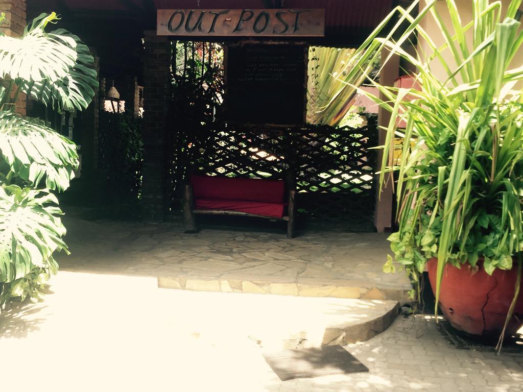 Outpost Lodge Аруша Экстерьер фото